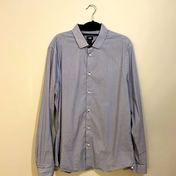 H&M Large blue and white striped button up dress shirt - Picture 1 of 3